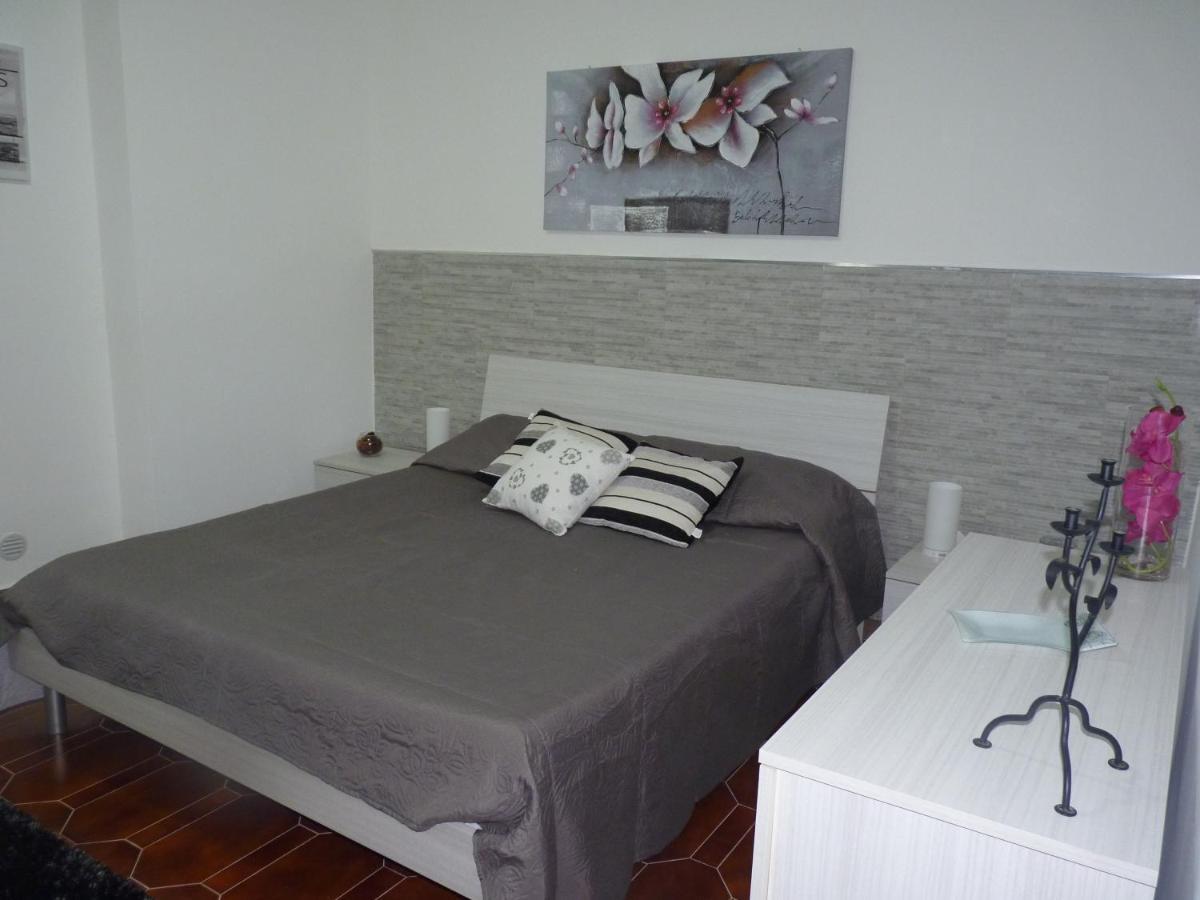 Villa Rosa Luxury Apartment Mondello Eksteriør billede